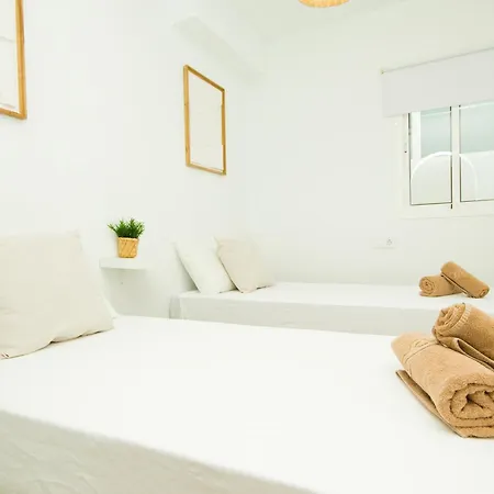 Lux - By Az Puerto del Carmen (Lanzarote)